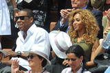 th_45092_celebrity_paradise.com_Beyonce_Knowles_French_open_014_122_14lo.jpg