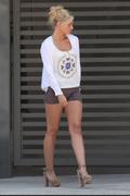 http://img102.imagevenue.com/loc161/th_262160532_CU_Aly_Michalka_leaves_a_salon_in_West_Hollywood_11_122_161lo.JPG