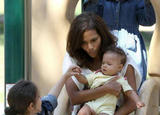 th_42662_A_Day_At_The_Park_With_Halle_Berry_7_Baby_19_122_487lo.jpg