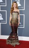 http://img102.imagevenue.com/loc1/th_55103_NicoleKidman_53rdGrammyAwards_130211_005_122_1lo.jpg