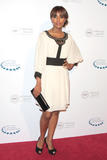 http://img102.imagevenue.com/loc179/th_97691_kerry_washington_clinton_foundation_tikipeter_celebritycity_008_122_179lo.JPG