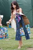 http://img102.imagevenue.com/loc517/th_70076_Jenna_Dewan_at_A_Time_for_Heroes_picnic_015_122_517lo.jpg
